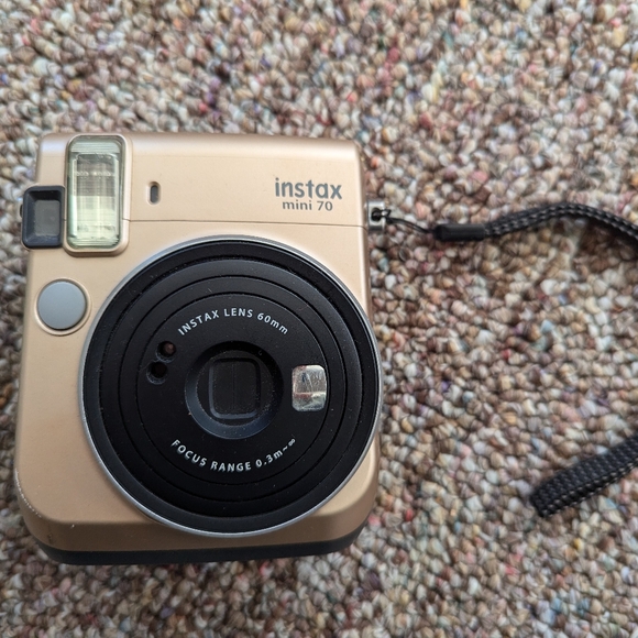 Instax mini 70 instant film camera - Picture 1 of 10